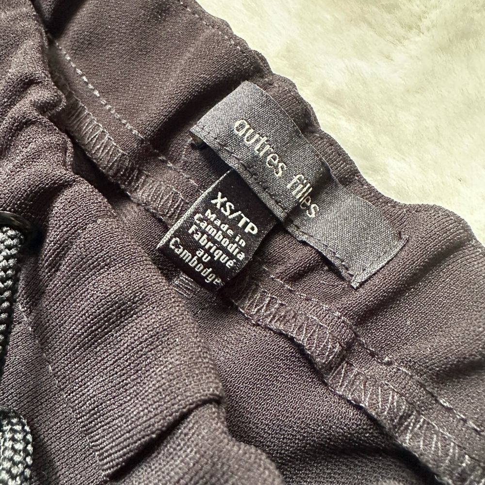 Drawstring Pants - Picture 2 of 4